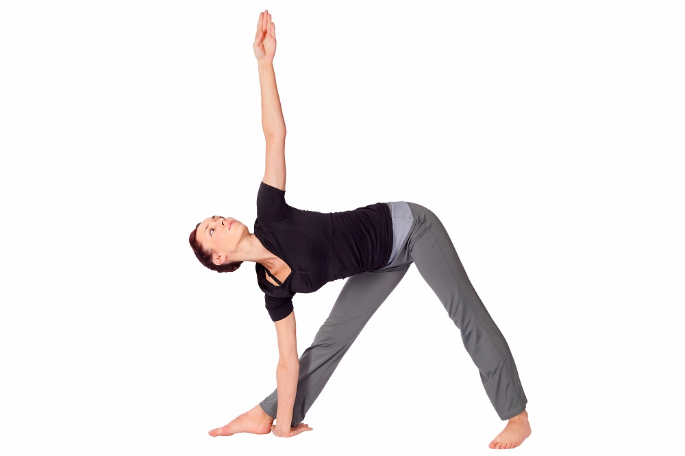 yoga per l'autostima - trikonasana