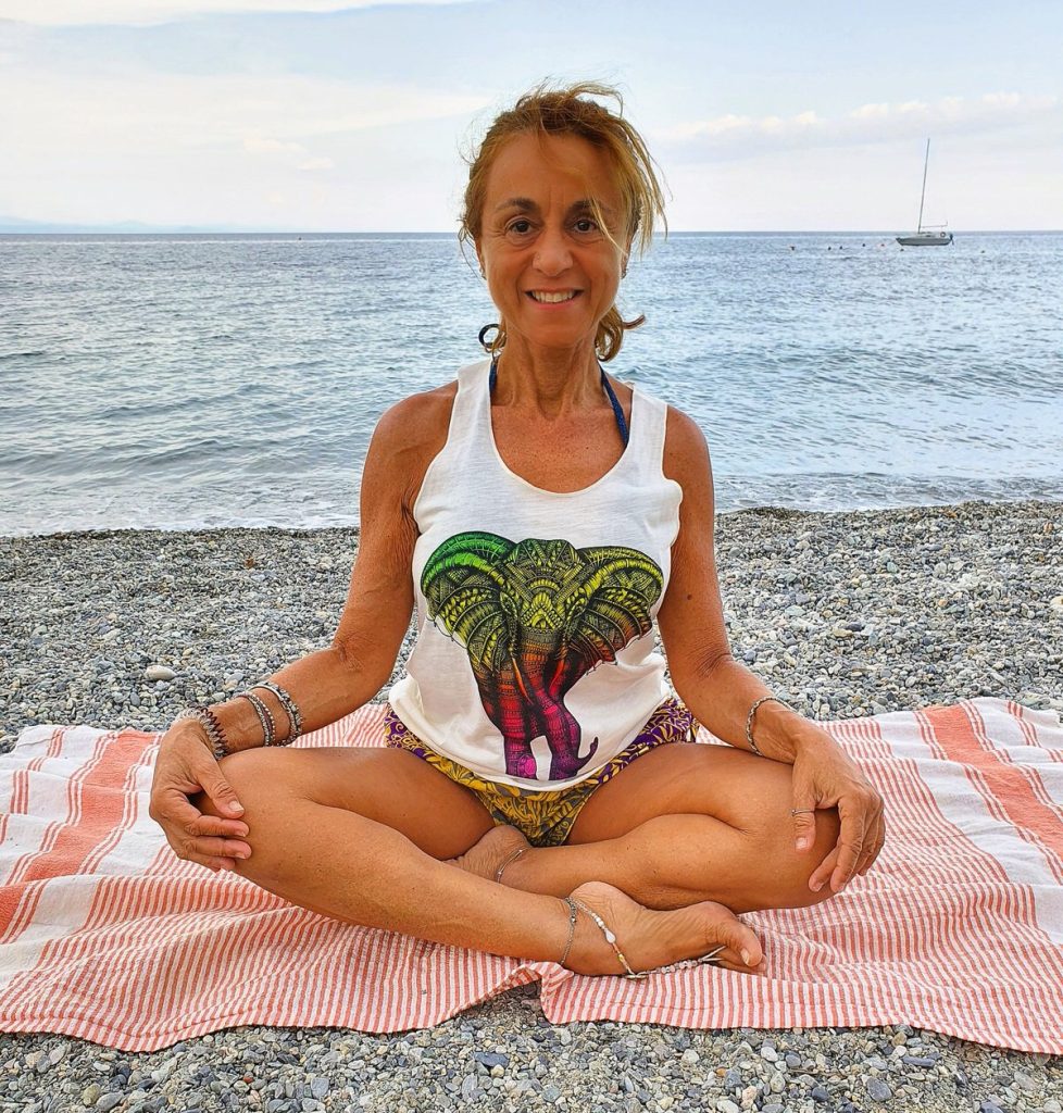 Yoga in estate, tecnica di respirazione Sitkari